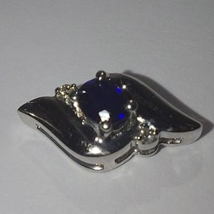 Blue diamond pendant